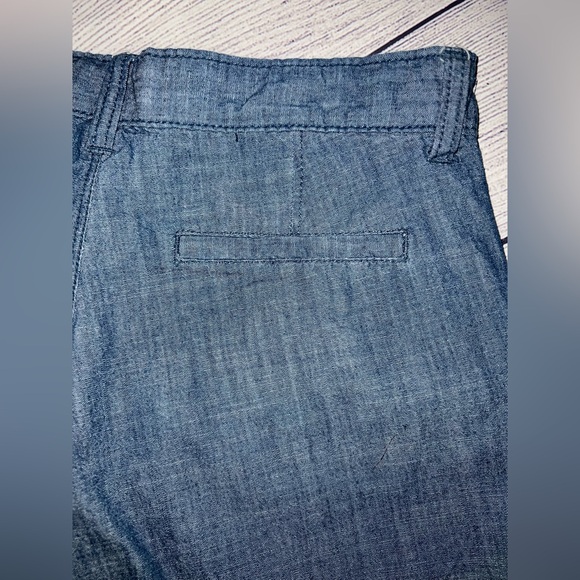 Old Navy Medium Blue💙soft denim shorts. Gently worn no stains, holes or rips. - Picture 4 of 12